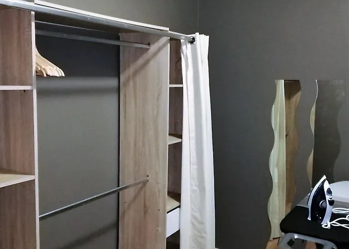 Renovated By An Interior Architect In The Center Next To The Train Station Lägenhet Reims